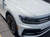 Used 2018 Volkswagen Tiguan SEL Premium w/ R-Line Package image 2