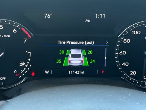 Used 2024 Cadillac CT4 Luxury RWD image 33
