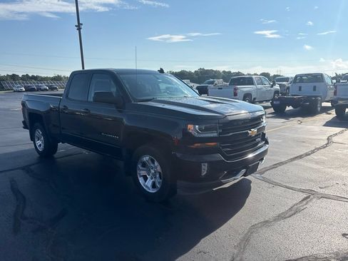 Used 2017 Chevrolet Silverado 1500 LT w/ All Star Edition AWD/4WD image 7