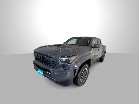 New 2026 Toyota Tacoma TRD Sport image 4