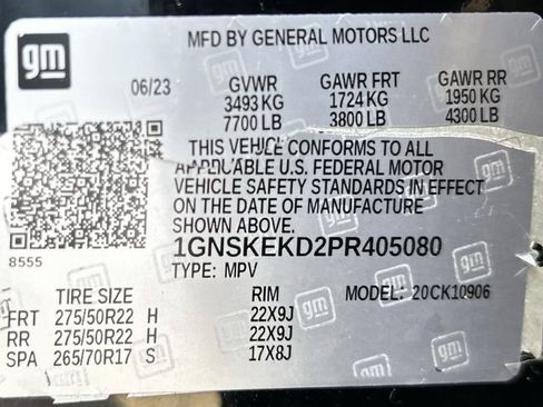 Used 2023 Chevrolet Suburban RST w/ Luxury Package AWD/4WD image 33