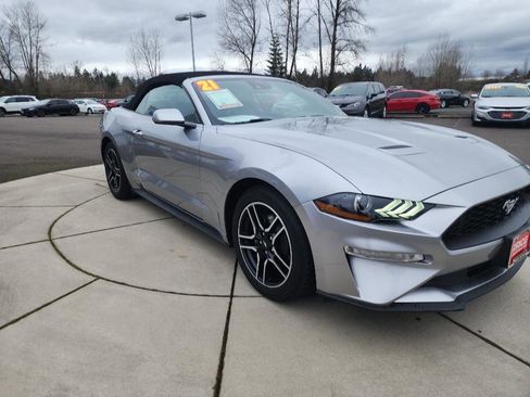 Used 2021 Ford Mustang Premium image 8