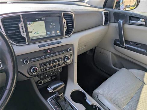 Used 2017 Kia Sportage EX w/ EX Technology Package image 13