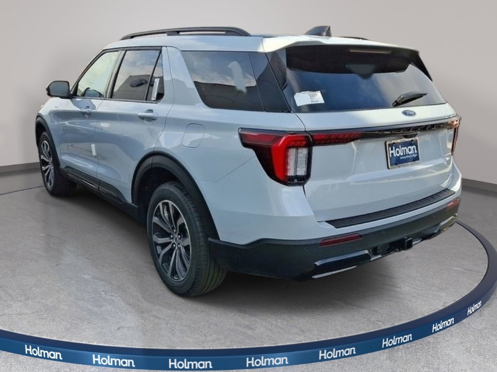 New 2026 Ford Explorer ST-Line AWD/4WD image 5