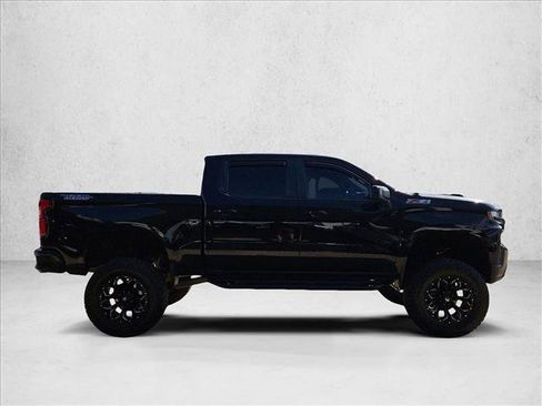 Used 2019 Chevrolet Silverado 1500 LT Trail Boss w/ Convenience Package image 4