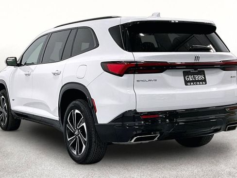 Used 2025 Buick Enclave Sport Touring FWD image 15