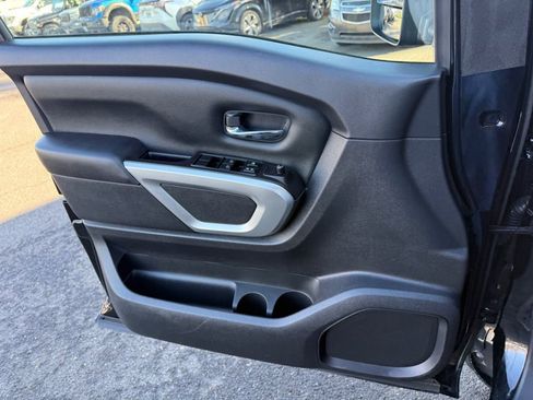 Certified 2021 Nissan Titan SV w/ SV Convenience Package image 24