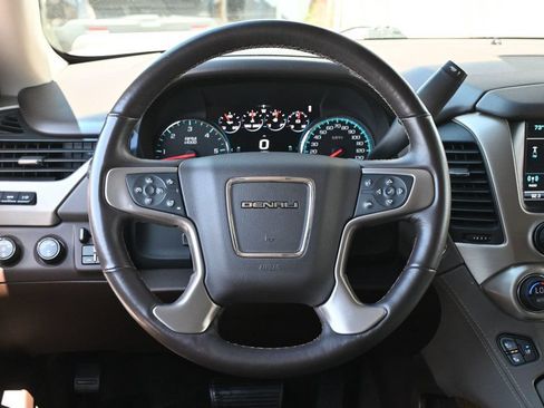 Used 2017 GMC Yukon XL Denali w/ Open Road Package AWD/4WD image 12