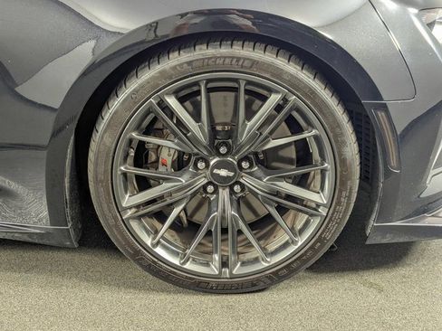 Used 2019 Chevrolet Camaro ZL1 image 13