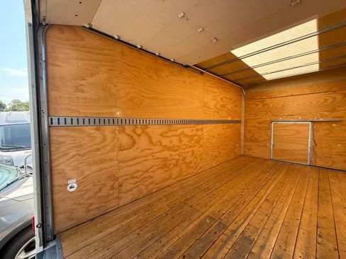 Used 2022 Chevrolet Express 3500 w/ Power Convenience Package RWD image 55