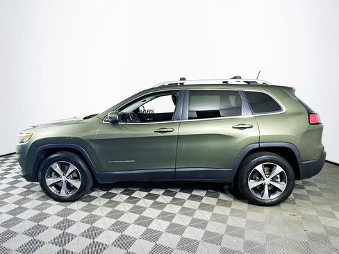 Used 2019 Jeep Cherokee Limited image 4