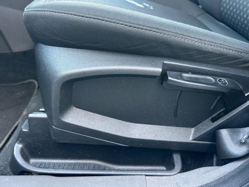 Used 2020 Ford Transit Connect XLT image 13