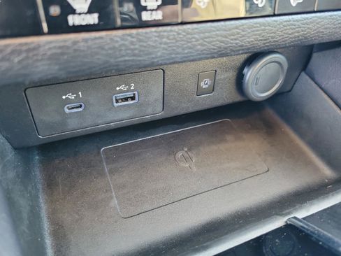 Used 2024 Mitsubishi Outlander SE image 34