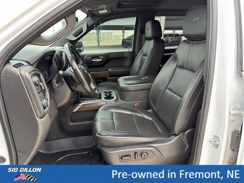 Certified 2021 Chevrolet Silverado 1500 High Country w/ Technology Package AWD/4WD image 17