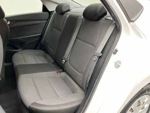 Used 2020 Hyundai Accent SE FWD image 9