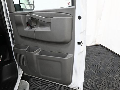 Used 2023 Chevrolet Express 2500 w/ Driver Convenience Package image 16