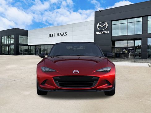 New 2025 MAZDA MX-5 Miata Club image 6