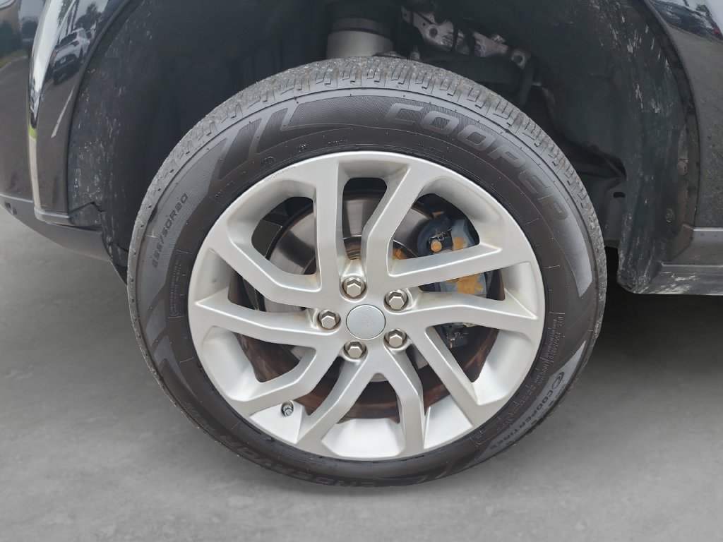 Used 2016 Land Rover LR4 HSE AWD/4WD image 9