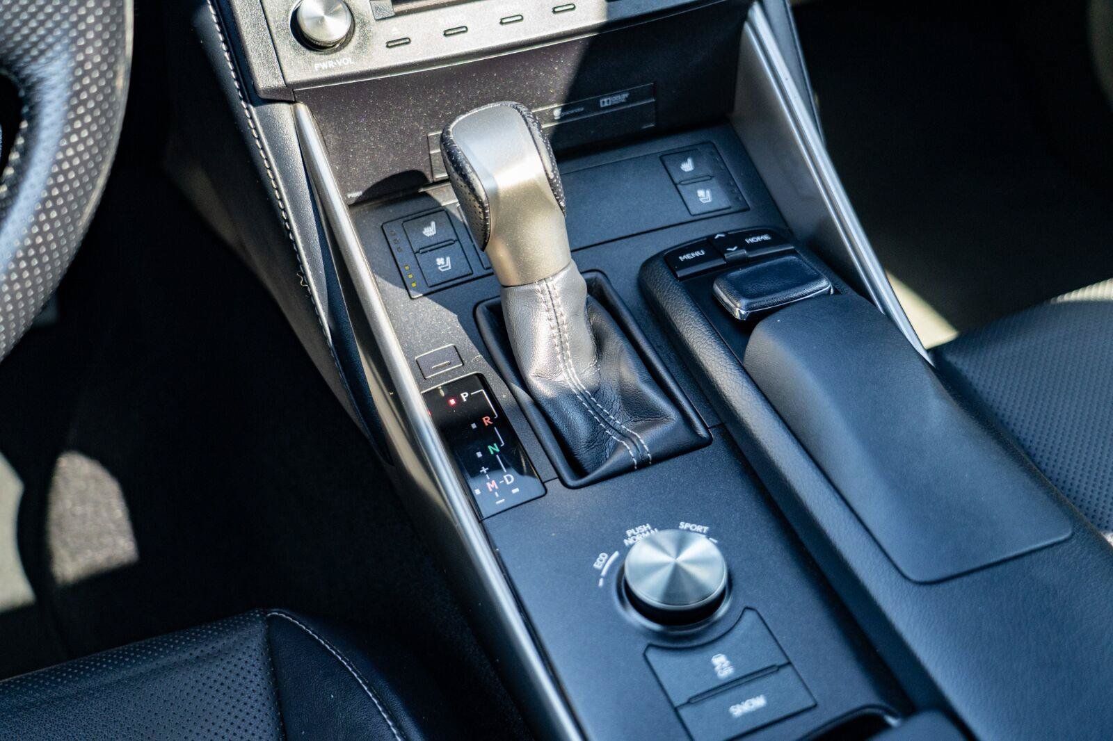 Used 2016 Lexus IS 300 AWD image 23