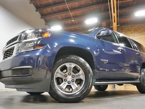 Used 2018 Chevrolet Tahoe LS w/ Skid Plate Package AWD/4WD image 3