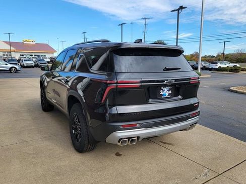 New 2026 Chevrolet Traverse Z71 w/ Enhanced Driving Package image 7