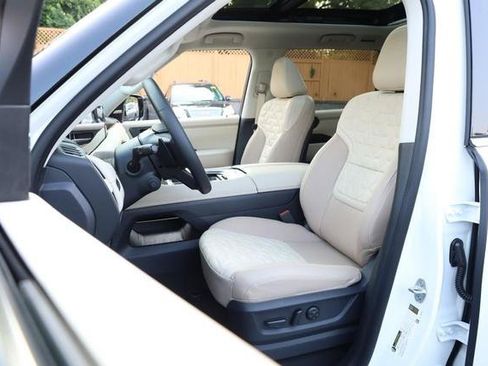 New 2026 Nissan Armada Platinum AWD/4WD image 10