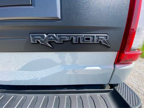 Used 2023 Ford F150 Raptor w/ Raptor Carbon Fibre Package AWD/4WD image 45