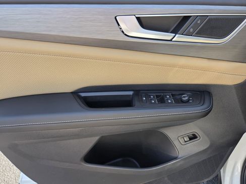 New 2026 Volkswagen Atlas Cross Sport SE FWD image 21