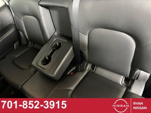 Certified 2024 Nissan Armada SV image 24