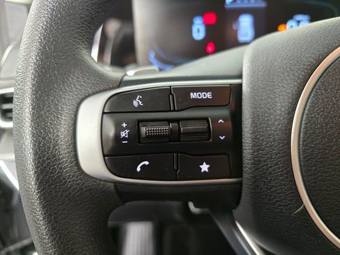 Used 2023 Kia Sportage LX image 24