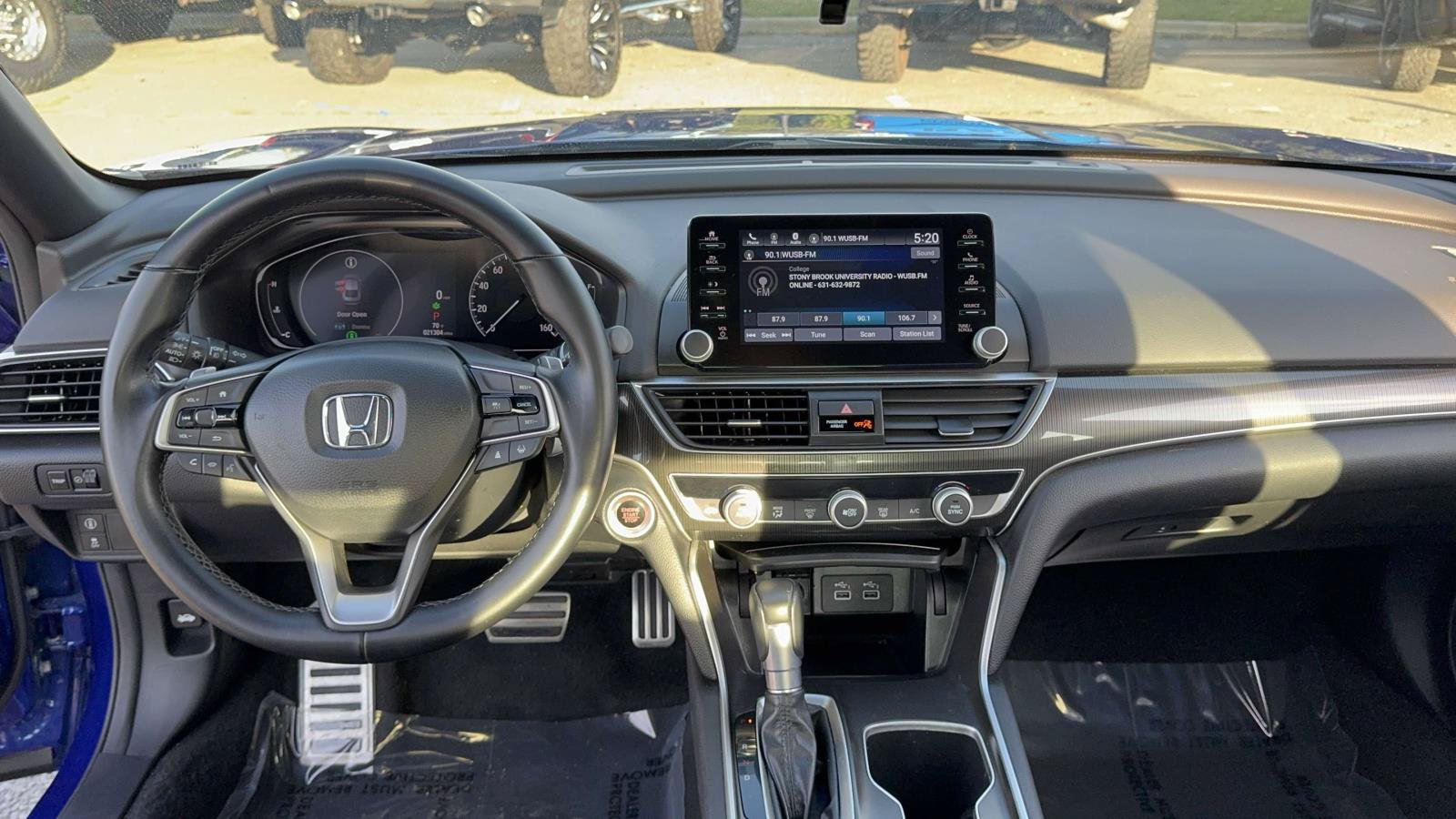 Used 2022 Honda Accord Sport image 15