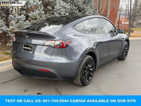 Used 2023 Tesla Model Y Long Range image 9