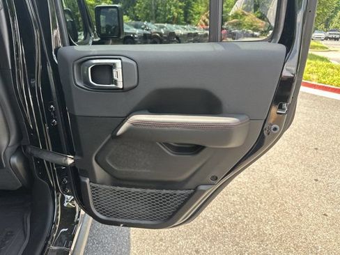 New 2026 Jeep Wrangler Unlimited Rubicon AWD/4WD image 16