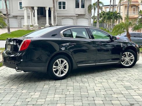 Used 2009 Lincoln MKS FWD image 5