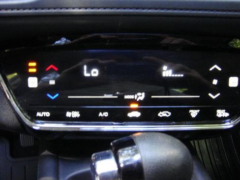 Used 2018 Honda HR-V EX image 15