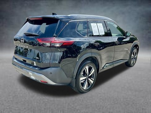 Used 2023 Nissan Rogue SL w/ SL Premium Package FWD image 5