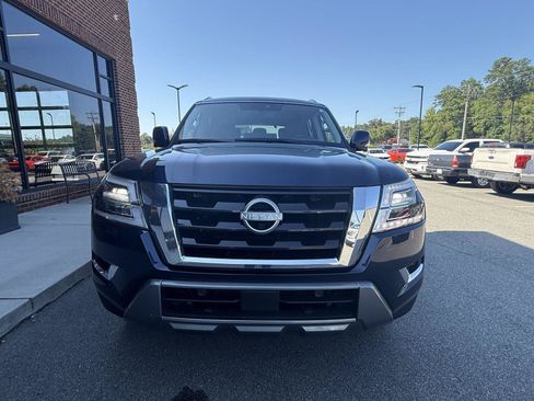 Used 2022 Nissan Armada SL w/ Cargo Package AWD/4WD image 9
