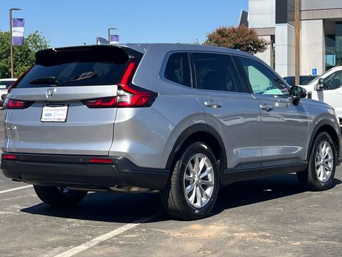 Used 2025 Honda CR-V EX-L image 2