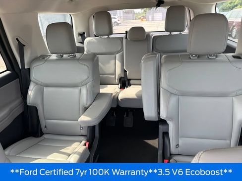 Used 2025 Ford Expedition Active AWD/4WD image 20