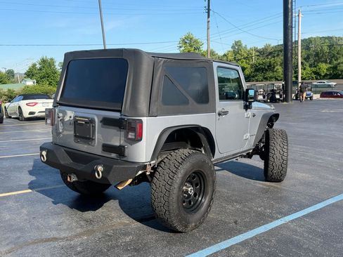 Used 2014 Jeep Wrangler Sport AWD/4WD image 3