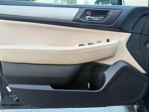 Used 2016 Subaru Outback 2.5i Premium image 25