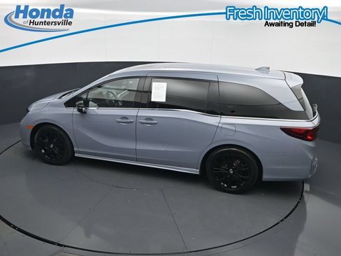 Used 2025 Honda Odyssey Sport-L image 25