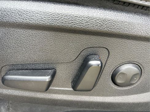 Used 2020 Kia Telluride S image 28