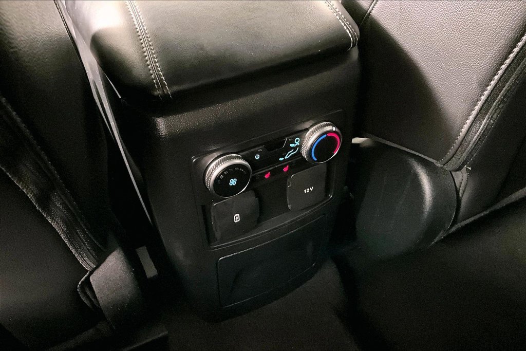Used 2023 Ford Explorer Limited AWD/4WD image 34