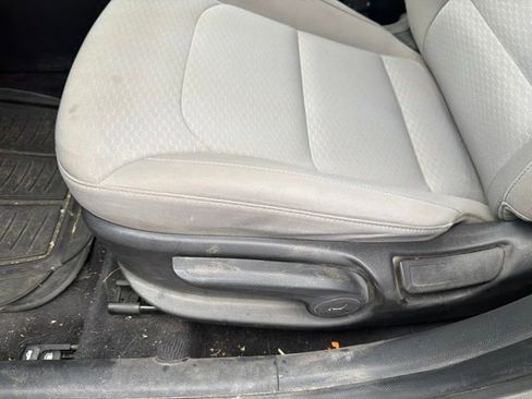 Used 2019 Hyundai Elantra SEL FWD image 33