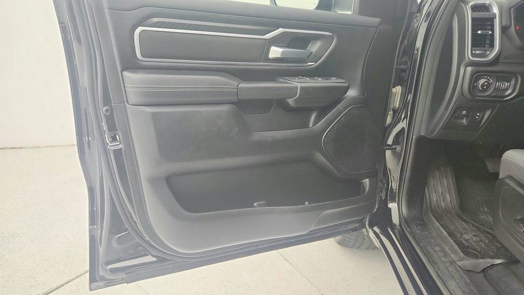 Used 2025 RAM 1500 Big Horn RWD image 23