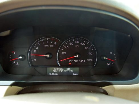 Used 2006 Cadillac DTS Performance FWD image 20