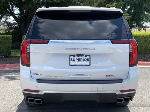 Used 2025 GMC Yukon Denali w/ Denali Reserve Package AWD/4WD image 5