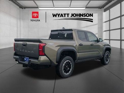 New 2026 Toyota Tacoma TRD Off-Road AWD/4WD image 5