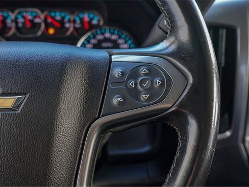 Used 2018 Chevrolet Silverado 1500 LT w/ All Star Edition image 41